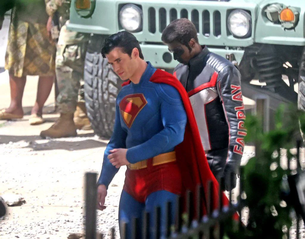 Mais qui est Mister Terrific ? Apparaissant dans le film Superman !